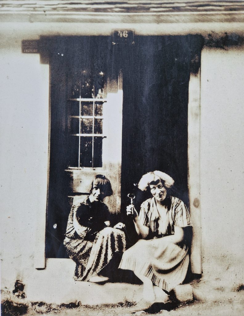 Alma Karlin doma